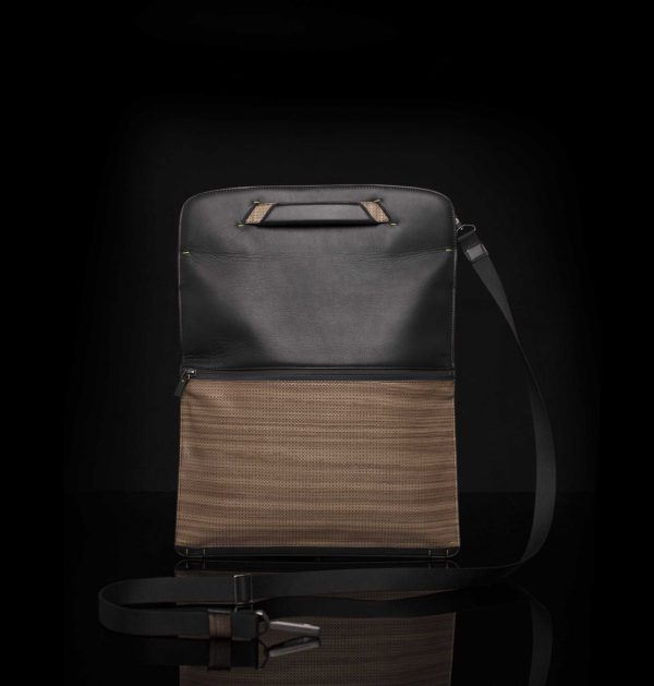 PININFARINA FOLIO MAN BAG WITH SHOULDER STRAP - WALNUT - Imagen 3